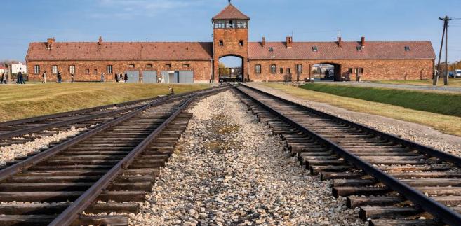 Auschwitz Tour Photo